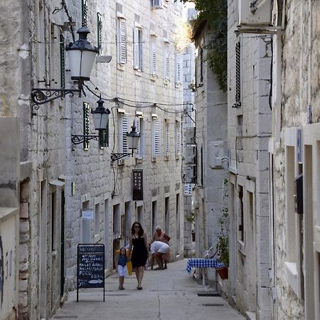 Apartment Petra In The Center Of The Split Exterior photo